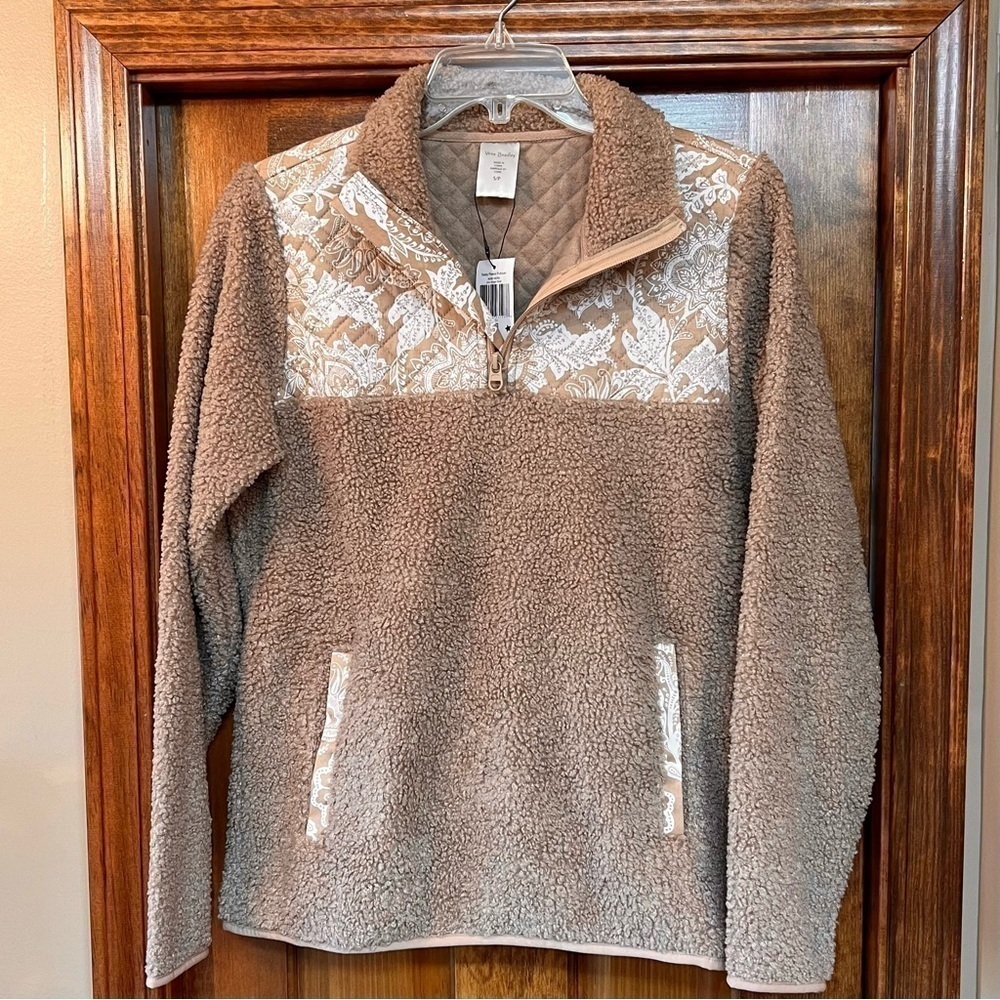 Vera‎ Bradley Women’s Teddy Fleece Pullover with Kangaroo Pocket NWT Sz S (4-6)